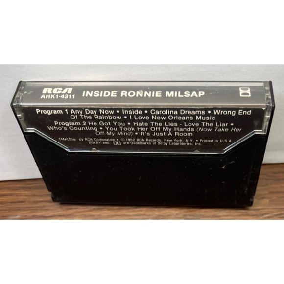 Inside Ronnie Milsap Cassette Tape 1982 Country Pop RCA - Picture 4 of 4